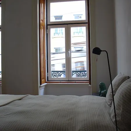 Look In At Alfama To Graça Apartamento